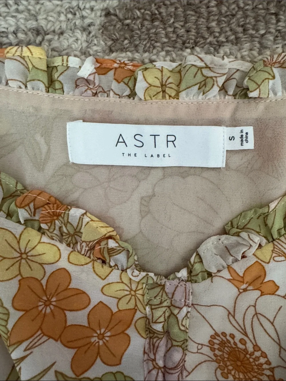 Astr Floral Puff-Sleeve Smocked Crop Top in Cream, Orange & Green